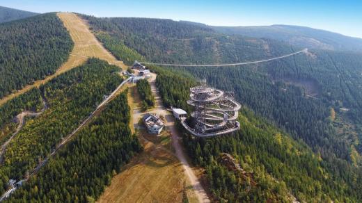 Visutý most Sky Bridge 721 na Dolní Moravě