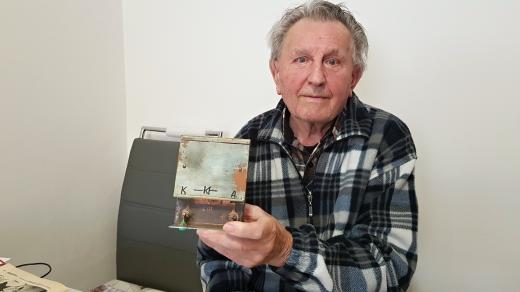 Kutil, nadšenec do elektroniky Karel Hudeček z Velkého Meziříčí