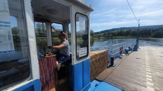 Na jihočeské Lipno se znovu vrací přívoz