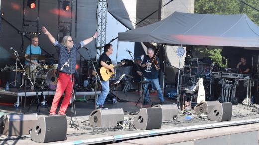 Folk Team