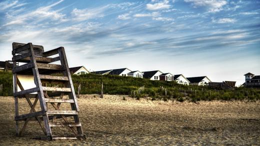 Ostrovům Outer Banks v Severní Karolíně hrozí postupné zaplavení