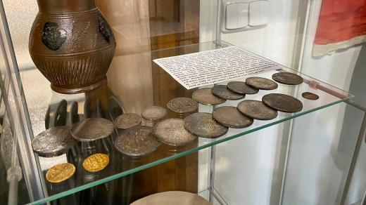 Drhovský poklad můžete vidět v dobříšském muzeu