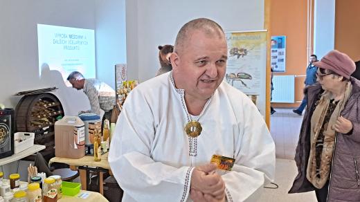 Petr Vičan je profesionálním degustátorem medu