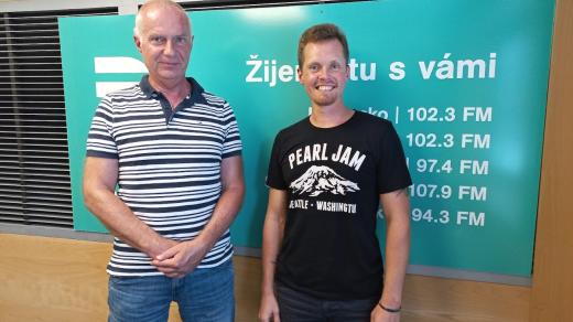 Moderátor a host si vyměnili své role. Jakuba Marvana se tak v jednom ze vstupů ptal Roman Budský