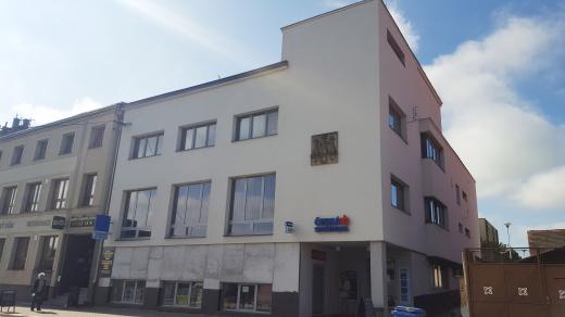 Funkcionalistická budova spořitelny v Blovicích