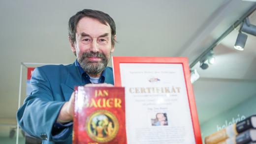 Spisovatel Jan Bauer