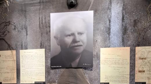 Na Zámku Svijany vystavují sbírky spisovatele a amatérského archeologa Eduarda Štorcha
