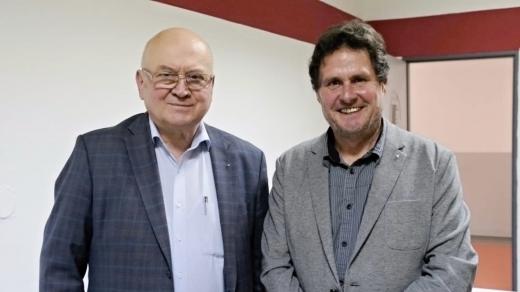 Jediný český kosmonaut ve vesmíru Vladimír Remek byl hostem moderátora Pavla Petra v pořadu Setkání u mikrofonu
