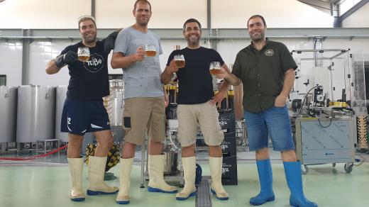 Rodinný podnik: minipivovar Pivo tvoří tři bratři a jejich bratranec