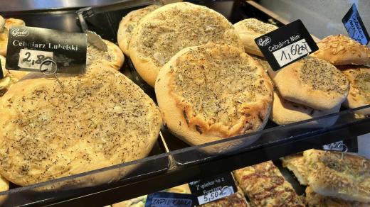 Cebularze jsou v různých velikostech, hlavní je vědět, jak je velký hlad