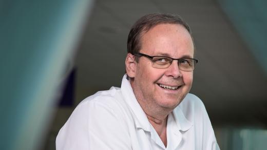 Vladimír Šrámek, anesteziolog a básník