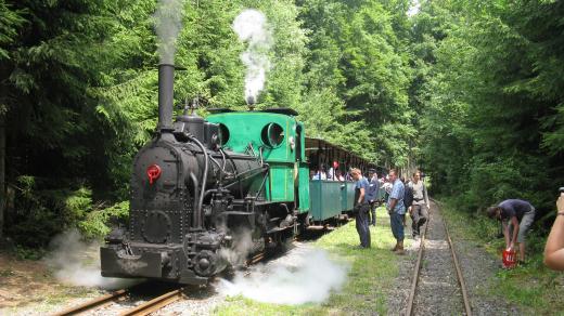 Lokomotiva č. 1 vozí výletníky na Novou Ves