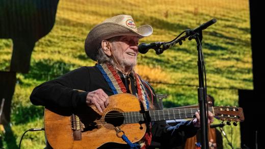 Willie Nelson při vystoupení v roce 2021