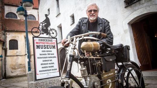 Petr Hošťálek, Jihočeské motocyklové museum České Budějovice, veterán motorka