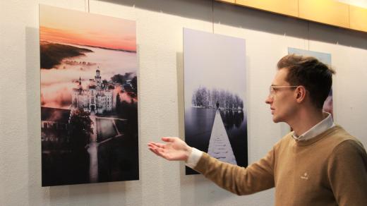 Vernisáž výstavy fotografií Tomáše Perzla v Českém rozhlase České Budějovice