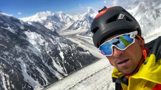 Tomáš Petreček při pokusu o zdolání K2