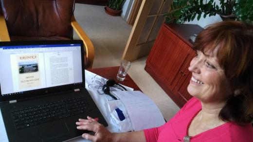 Kronikářka Sezimova Ústí Hana Chotovinská