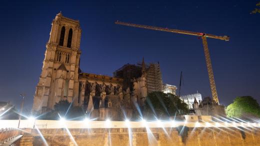 Rekonstrukce katedrály Notre-Dame