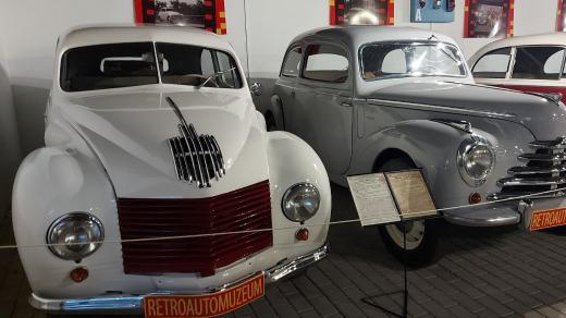V Retroautomuzeu nechybí nejstarší exponáty z poválečné doby