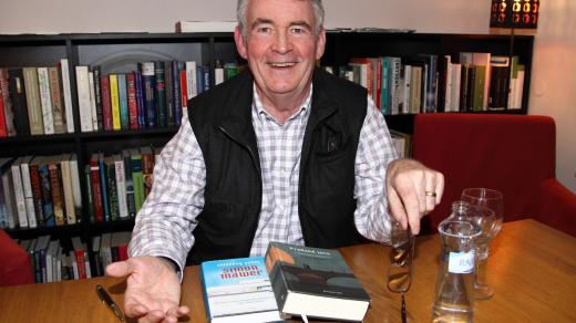 Simon Mawer
