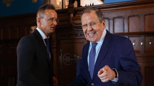 Maďarský ministr zahraničí Péter Szijjártó a ruský šéf diplomacie Sergej Lavrov