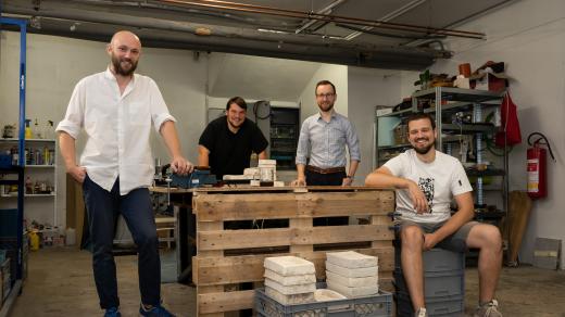Zakladatelé startupu Myco