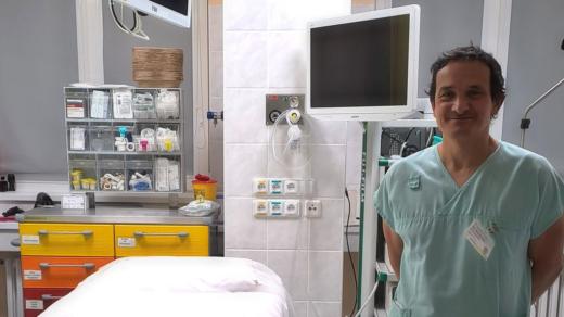 MUDr. Djoko Sartono, zástupce primáře gastroenterologie Krajské nemocnice Liberec