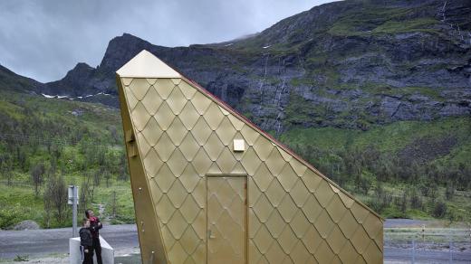 Ersfjordstranda, Tupelo arkitektur, turistická trasa: Senja, lokalita: Ersfjorden