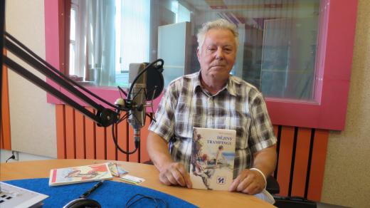 Jiří Fred Jedlička ve studiu Českého rozhlasu Hradec Králové