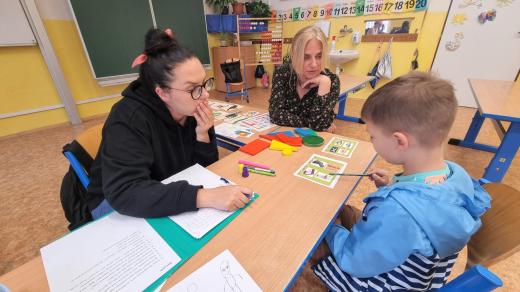 Zápis do první třídy pro ukrajinské děti v Českých Budějovicích