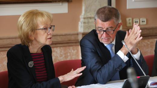 Vládní zmocněnkyně pro lidská práva Helena Válková a premiér Andrej Babiš