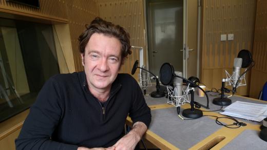 divadelní režisér a dramatik Jiří Pokorný. „V práci režiséra jde o schopnost empatie a až bezstarostného rozdávání se,“ říká