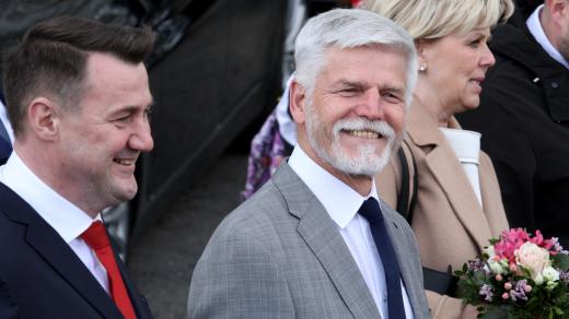 Prezident Petr Pavel s manželkou Evou navštívili Liberecký kraj. Na snímku s hejtmanem Martinem Půtou (SLK)