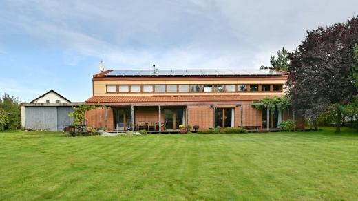 Rodinný dům v Jirčanech, architektka Alena Šrámková