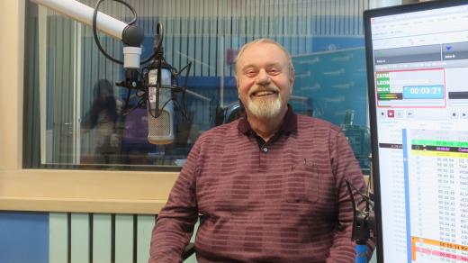 Jan Lašek ve studiu Českého rozhlasu Hradec Králové