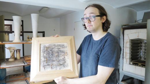 Obrazy z keramiky patří k nejoblíbenějším dílům Jakuba Šicha