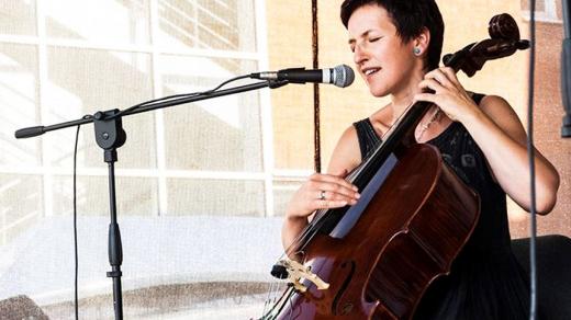 Dita Holá, violoncellistka Filharmonie Hradec Králové