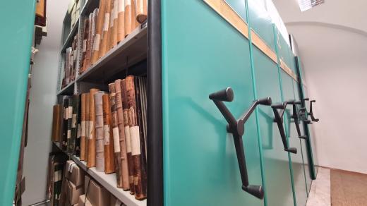 Vědci pracují na zjednodušení digitalizace archivů