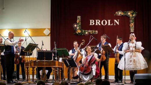 Kamila Šošovičková-Tomšejová a BROLN