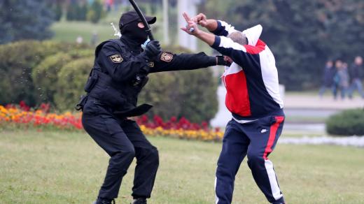 Zásahy běloruské policie v Minsku proti demonstrujícím byly tentokrát brutální
