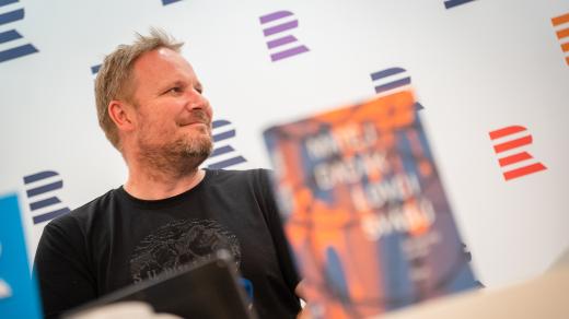 Spisovatel, herec a scénárista Matěj Dadák
