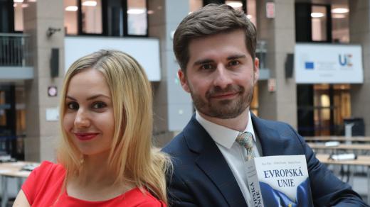 Zdeňka Trachtová a Viktor Daněk, vaši průvodci českým předsednictvím EU na Radiožurnálu