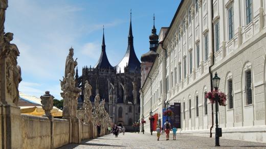 Do Kutné Hory se vracejí turisté