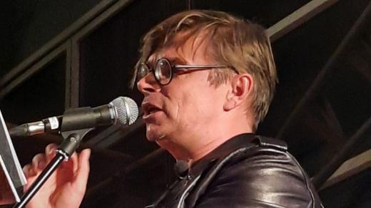 Jaroslav Rudiš při autorském čtení v liberecké knihovně