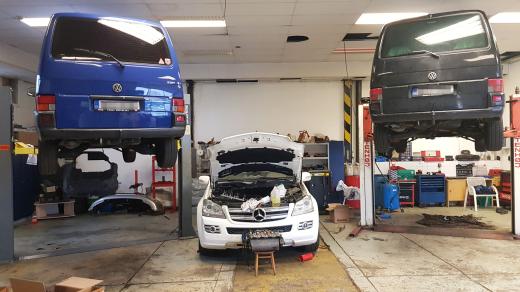 Každé auto vyžaduje servis, na to myslete už při koupi v bazaru (ilustrační foto)