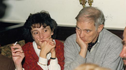 Helena Medková a Ivan Medek na setkání disidentu o historii. Listopad 1988, hospoda Heuriger ve Vídni.