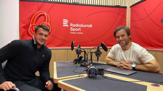 Bobista David Bureš a moderátor Vavřinec Hradilek