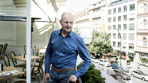 Bývalý plzeňský hejtman Josef Bernard (za STAN)