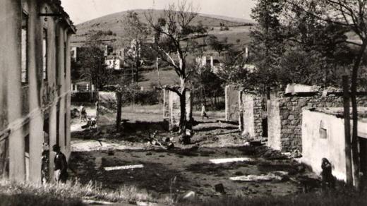 lezaky-1942_180315-173838_ace.jpg