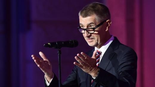 Andrej Babiš při slavnostním projevu k 30. výročí sametové revoluce v Národním muzeu.